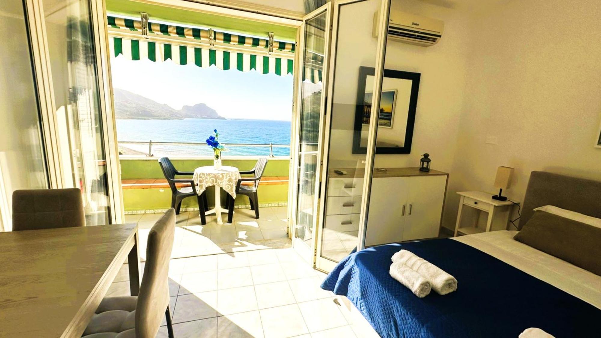 Ch Exclusive Apartments Cefalu Exterior photo